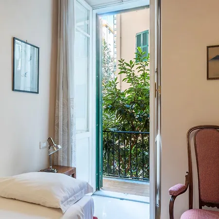 Apartment Guesthost - Sapienza Elegant Apartment! *